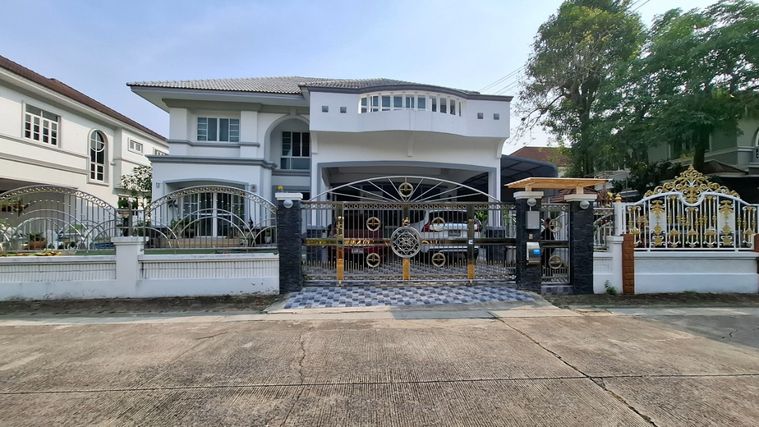 เจ้าของขายเอง ขายด่วน!พร้อมอยู่ฟรีโอน บ้านมัณฑนา พระยาสุเรนทร์ 26,กรุงเทพ หลังแฟชั่น ไอส์แลนด์,รถไฟฟ้า MRT สายสีชมพู พระยาสุเรนทร์ 26