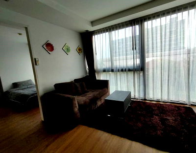 Condos for rent Bang Na : abstracts sukumvit 66/1 1 bedroom floor 4 tower A view swim