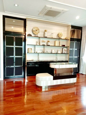 รูป ให้เช่าคฤหาสน์Pool Villa ใหญ่ที่สุด บางนา-สวนหลวง เฟอร์นิเจอร์ บิ้วอิน ครบ 202 ตรว. 532ตร.ม. 5นอน 6 น้ำ Index บางนา ถูกสุดใน3โลก ใหม่ - รูปที่ 5/8