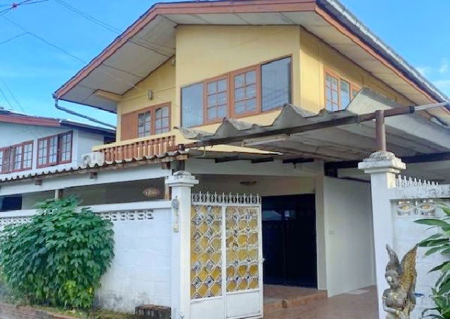 picture MRT Sammakorn 700m.Serithai 53-59 For rent 2-storey house BungKum 51 sq.w. 202 sq.m. basic furnitur - 2/8