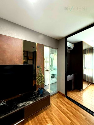 ขายคอนโด : ขายคอนโด รีเจ้นท์โฮม บางซ่อน อาคาร D ชั้น 21 1 ห้องนอน ขนาด 28 ตรม ใกล้ Wongsawang Town Center