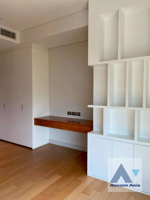 รูป 🔼🔽 AccomA 📩  2 BR Condominium @Sindhorn Residence (AA39437) - รูปที่ 8/11