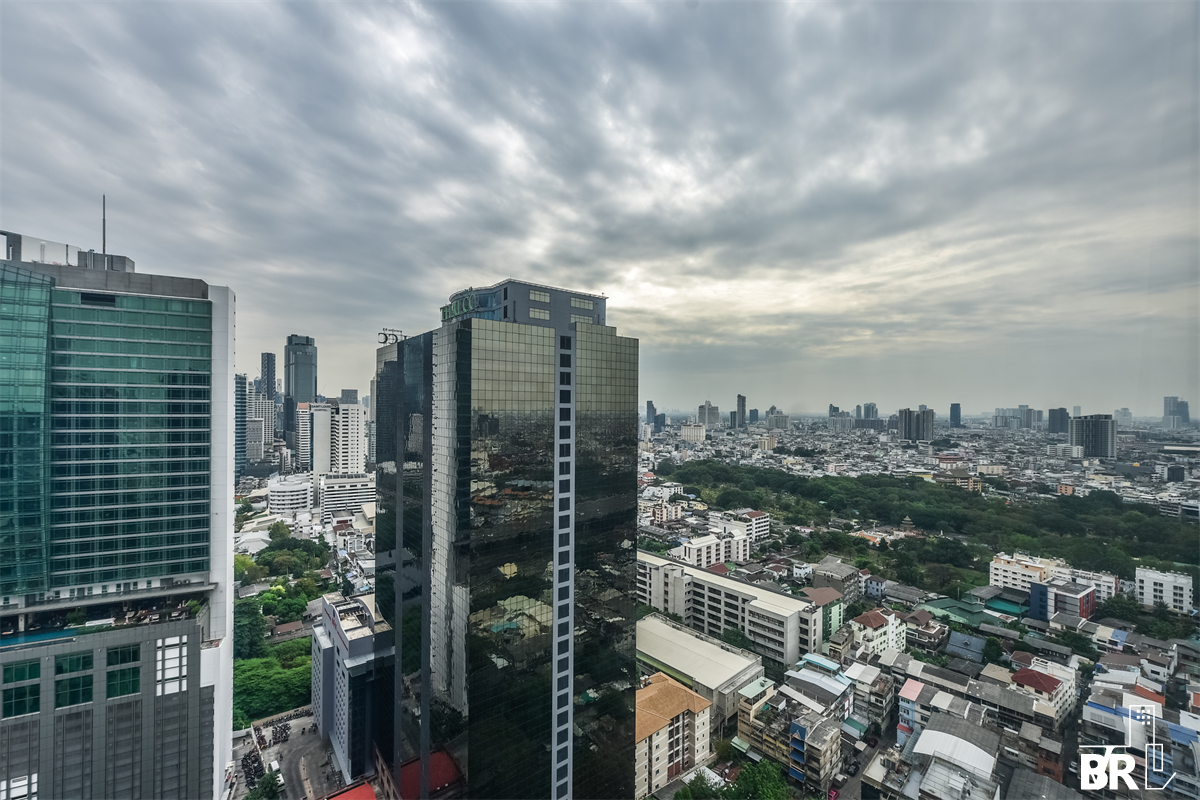picture The Bangkok Sathorn near BTS Surasak Ultimate Luxury Condo in Business District - 2/10