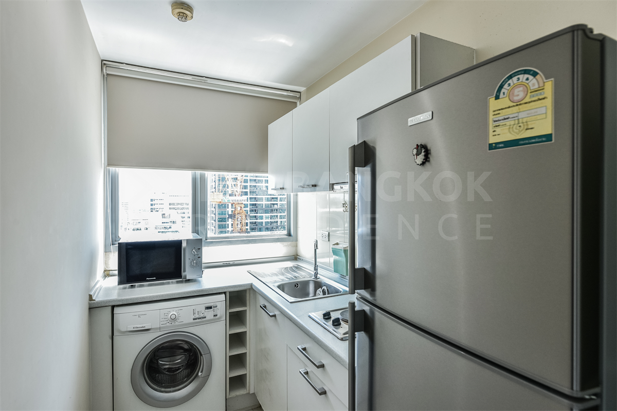 picture Life@Sathorn 10 near BTS Chong Nonsi Live the Luxury Style in a High-potential Location - 1/10