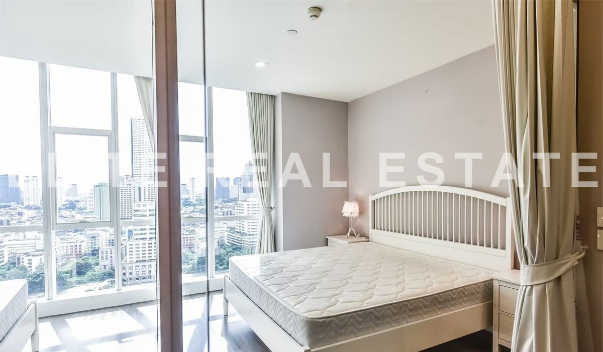 รูป ✨ อยู่กลางเมือง แต่เหมือนหลบมาอีกโลก The Room Sathorn-TanonPun ห้อง Rare ที่คนแย่งเช่าทุกครั้งที่ว่าง ✔ - รูปที่ 14/16