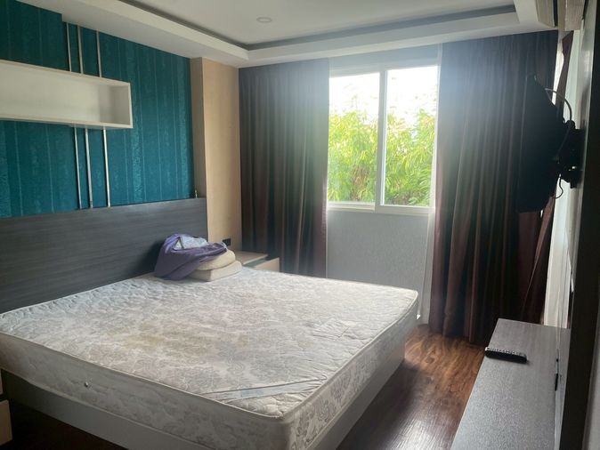 7th floor, quiet forest view Fully furnished, electrical appliances, only 7,000 baht/month 