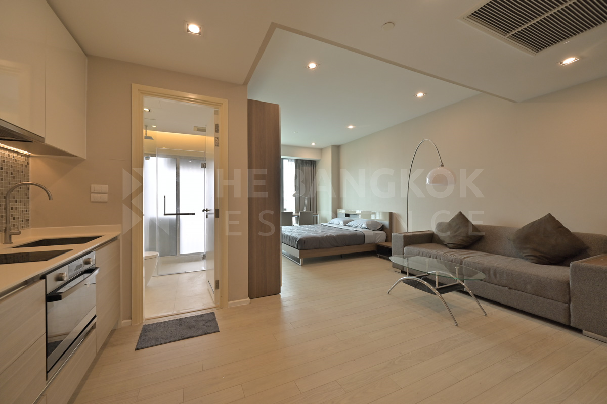 picture The Room Sukhumvit  21 Luxurious Design, Elevated Atmosphere - 9/10