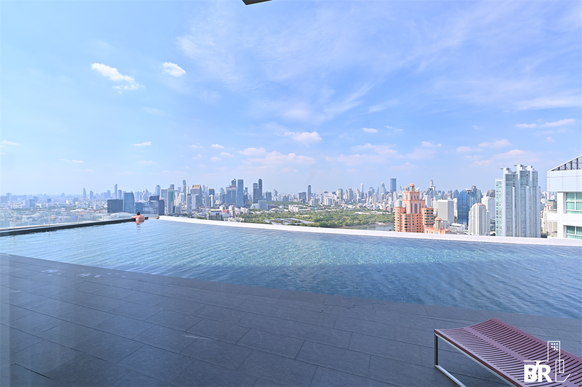 picture Ultimate Luxury Lifestyle with Convenience The Lumpini 24 - 1/9