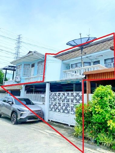 MRT Ratchadaphisek 550m. BIGC Ladprao 750m. LatPhrao16-20 For rent 2-storey townhouse 40 sq.w.320 s