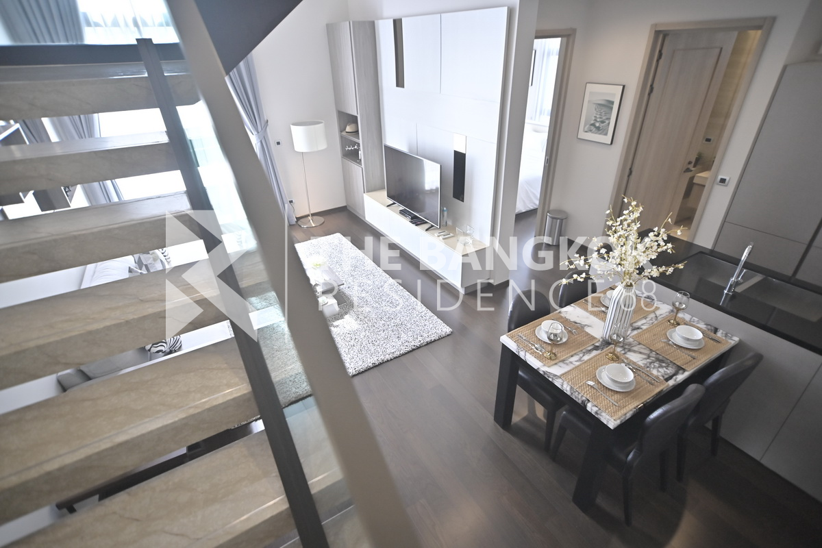 picture Luxuriously Elevated Unit The XXXIX near BTS Phrom Phong - 1/10
