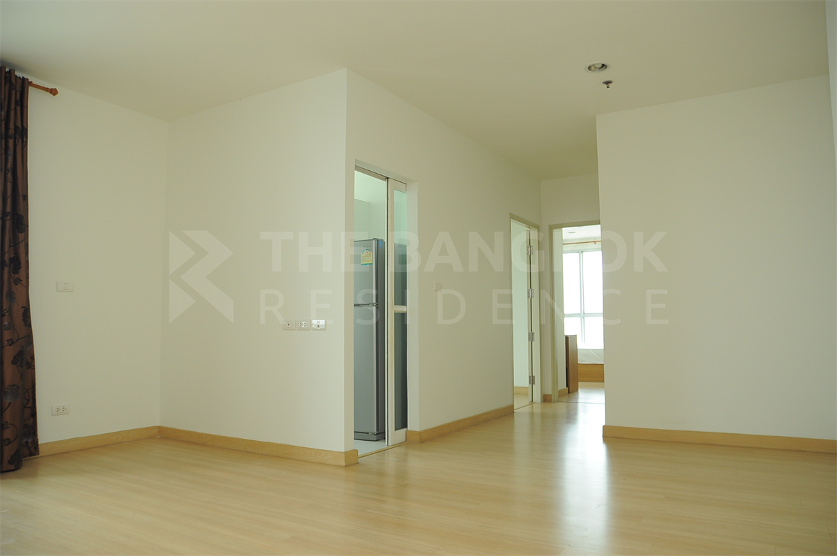 picture Life@Sathorn 10 Ultimate Luxury Lifestyle with Convenience near BTS Saint Louis - 2/10