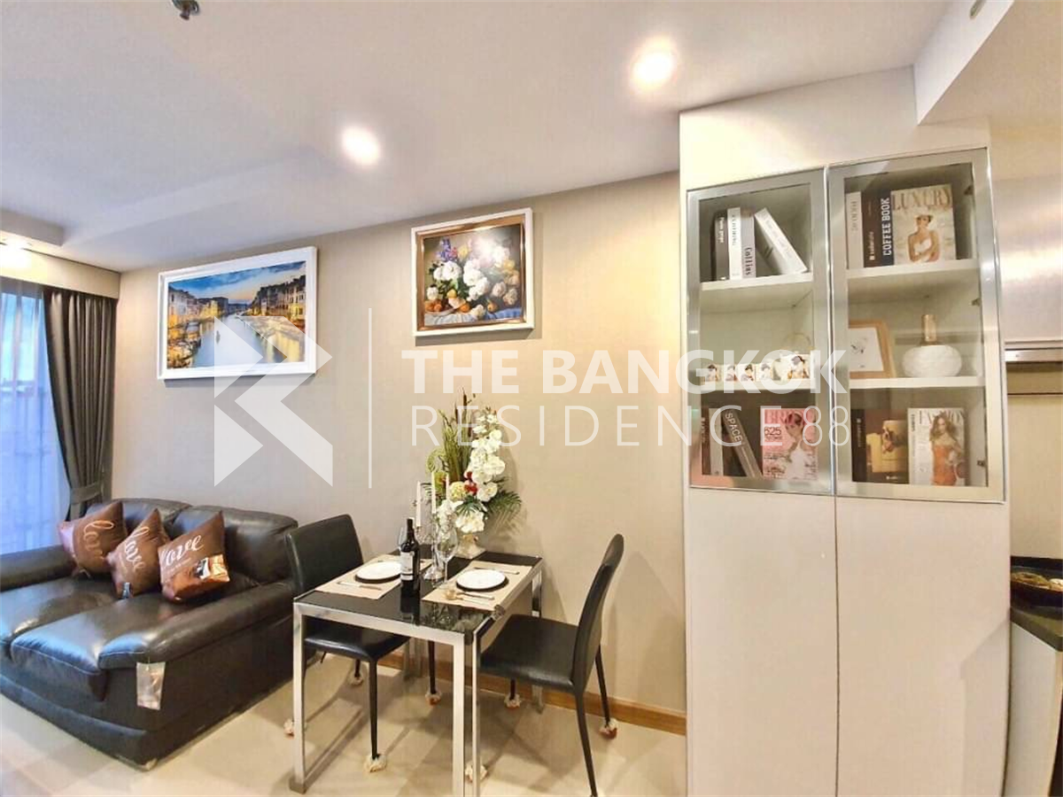 picture Ultimate Luxury Condo in Business District Supalai Wellington (Ratchada) - 2/10