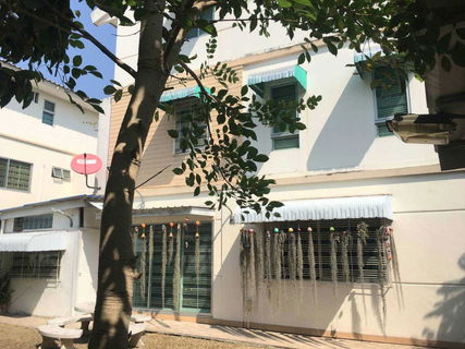 ขายทาวน์โฮม 3 ชั้น 64.4 ตร.ว. หมู่บ้านบ้านใหม่ พระราม 2 — หลังมุม สวยพร้อมอยู่ ขายพร้อมผู้เช่า ทำเลดี ใกล้เซ็นทรัล