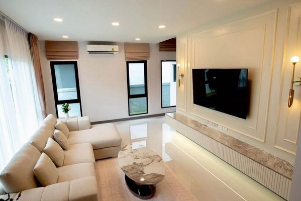 picture FOR RENT THE CITY BANGNA / 4 bedrooms 5 bathrooms / 76 Sqw. 350 Sqm. **189,000** NEW HOUSE. CLOSE TO MEGA BANGNA - 2/15