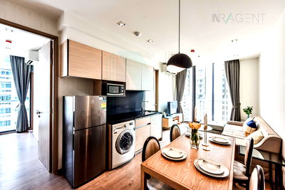 Condos for rent BTS Phrom Phong : For Rent Condo PARK 24 PHASE 2 Building 4, Floor 23,2 bed room, Room size 45.00 sqm
