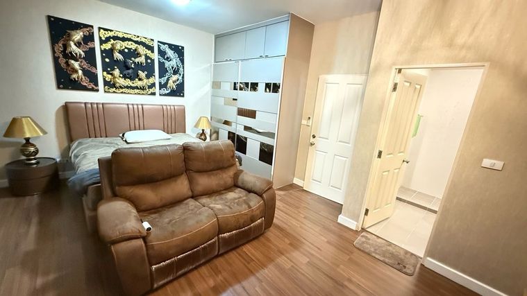 3-bed townhouse for rent, 195 sqm, 22 sq wah, Town Avenue Srinagarindra