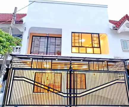 CB090, Townhouse for sale 3 Br., Lat Phrao.