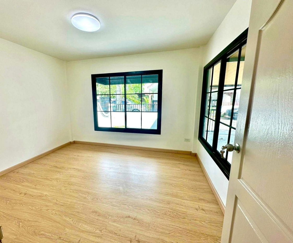 รูป 🏘 บ้านชั้นเดียว รีโนเวทใหม่ โซนสามกอง หลังอีเกีย ใกล้สิ่งอำนวยความสะดวก  🏘  📍หมู่บ้านร็อคการ์เด้น1 , รัษฎา - รูปที่ 12/17