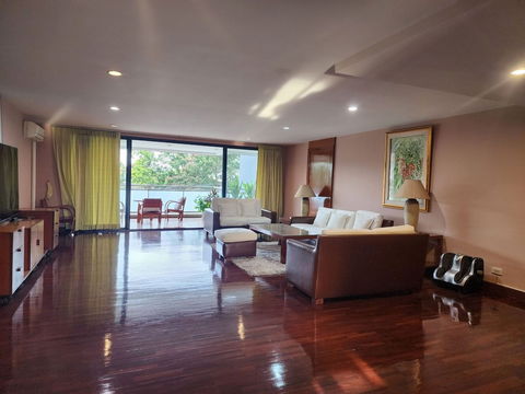 Code: KJ7213  for rent Thana City Prestige // Line ID: @kjcondo (with @) //