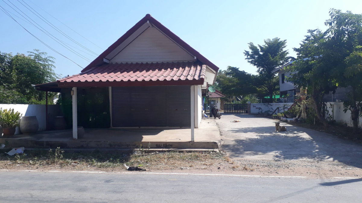 รูป ขายบ้านเดี่ยวตำบลหนองระเวียงอำเภอเมืองนครราชสีมา #บ้านเดี่ยวหลังใหญ่​ 5​ นอน3น้ำ #บ้านหลังเล็กอีก 2 หลัง   - รูปที่ 10/10