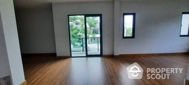 picture 4-BR House at Centro Vibhavadi in Don Mueang (ID 2169587) - 10/10