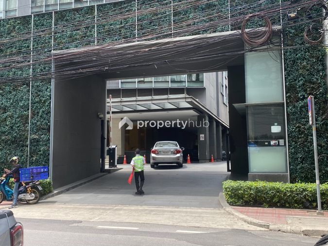 Saladaeng Residences