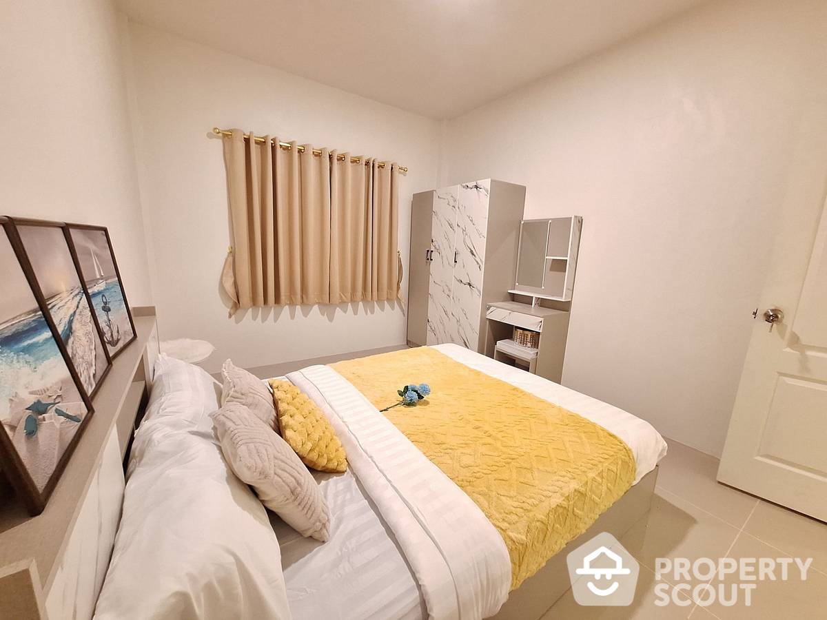 รูป ทาวน์เฮาท์ 2-ห้องนอน ใกล้ พัทยาตะวันออก (ID 2099785) - รูปที่ 8/13