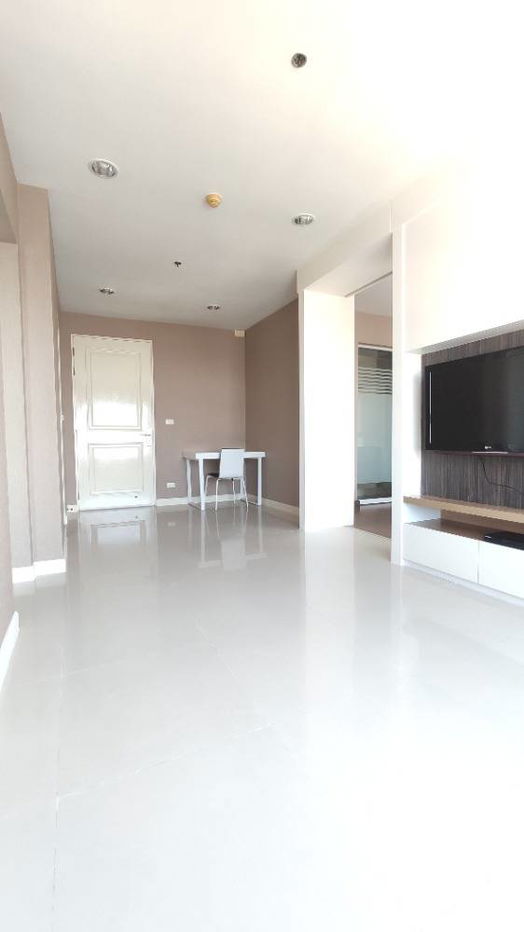picture 1-BR Condo at Q House Sathorn near BTS Krung Thon Buri (ID 1092859) - 4/10