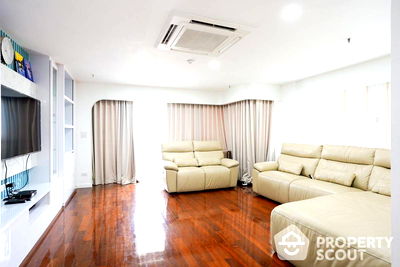 Condos for sale Wang Thonglang : 2-BR Condo at Tara Ruankaew Condominium in Phlapphla (ID 2168912)