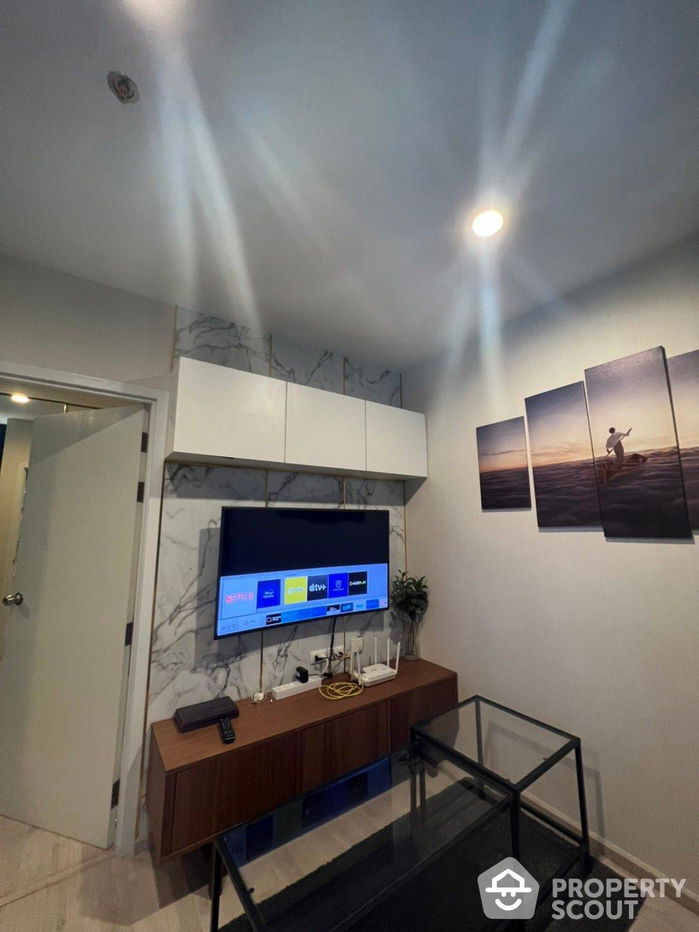 picture 2-BR Condo at Plum Condo Central Station near MRT Sam Yaek Bang Yai (ID 1315199) - 11/13