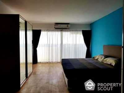 Condos for sale Prawet : 1-BR Condo at The Trio Garden Condominium in Nong Bon (ID 2034131)