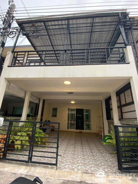 4-BR Townhouse near MRT Phasi Charoen (ID 1597550)