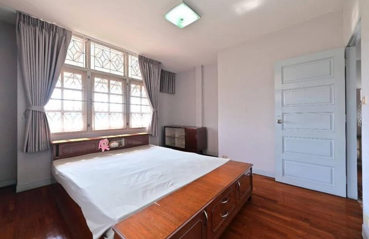 ให้เช่าบ้านเดี่ยว 3 ห้องนอน 200 ตร.ม. 80 ตร.ว. โฮมเพลส รามคําแหง 140