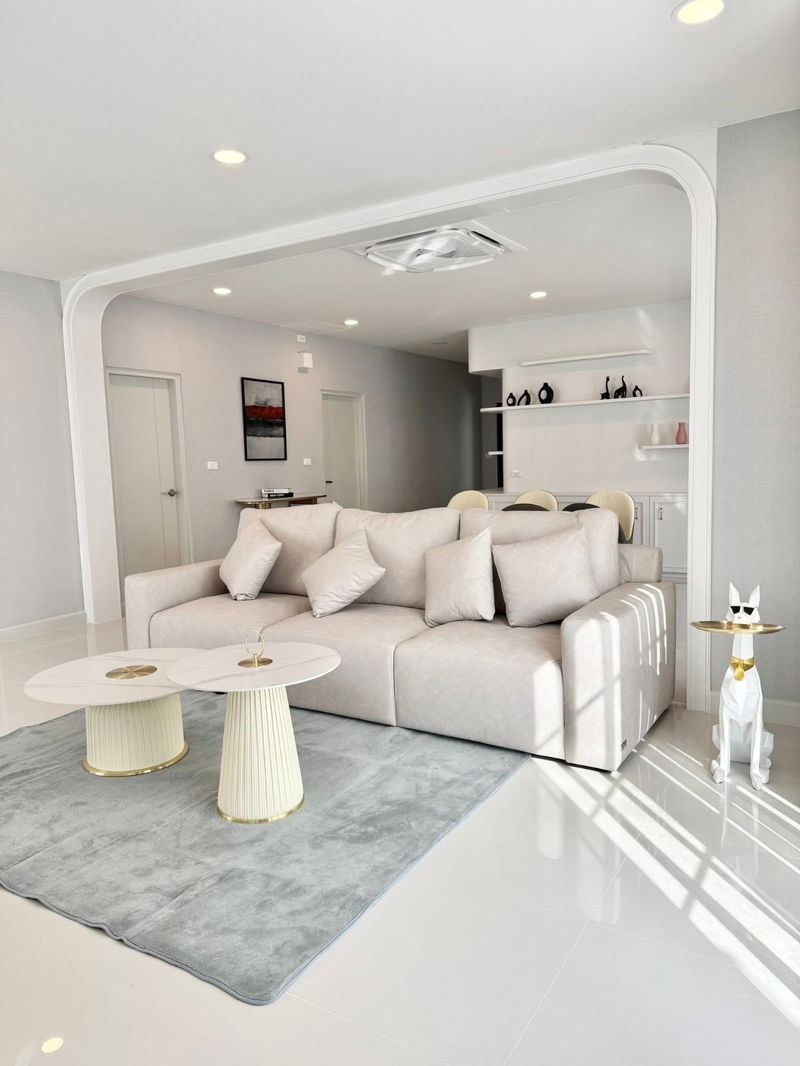 Houses for rent : CENTRO Bangna Phase 2 , private corner plot near Mega Bangna