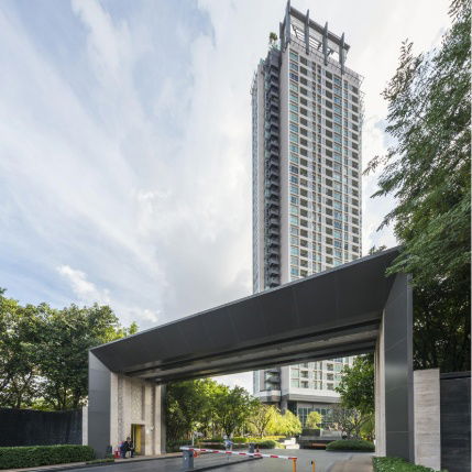 รูป ✨ คอนโดที่ตื่นมาแล้วเห็นแสงเช้าแบบไม่ต้องฝืนใจ Rhythm Sathorn ให้เช่า ห้องสวย เงียบ โล่ง แล้วคุณจะหลงรัก 💯 - รูปที่ 3/10
