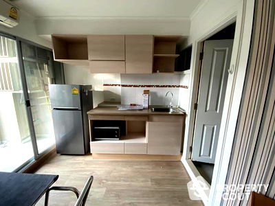 Condos for rent : 1-BR Condo at Lumpini Place Rama 4 Kluaynamthai near BTS Ekkamai (ID 1455558)