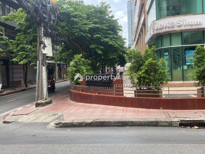 Silom Grand Terrace