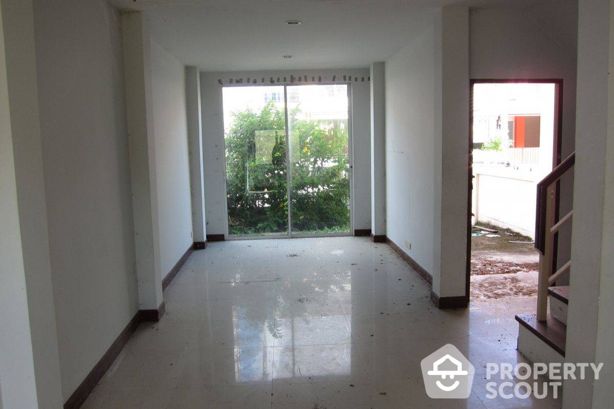 รูป ทาวน์เฮาท์ 3-ห้องนอน ใน โคกแฝด (ID 2097729) - รูปที่ 7/7