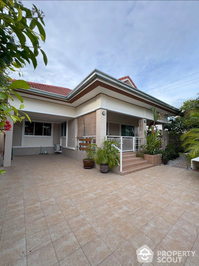 รูป วิลล่า 3-ห้องนอน ที่ บ้านไทย วิลเลจ 1 ใกล้ เขาเต่า (ID 2145443) - รูปที่ 1/8