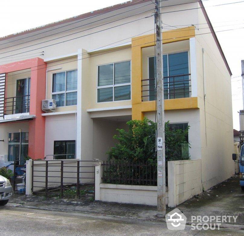 รูป ทาวน์เฮาท์ 3-ห้องนอน ใน โคกแฝด (ID 2097729) - รูปที่ 2/7
