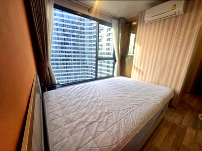 Condos for sale : For Sales IDEO Mobi Sukhumvit Eastpoint (pool view)Unit 4379/885