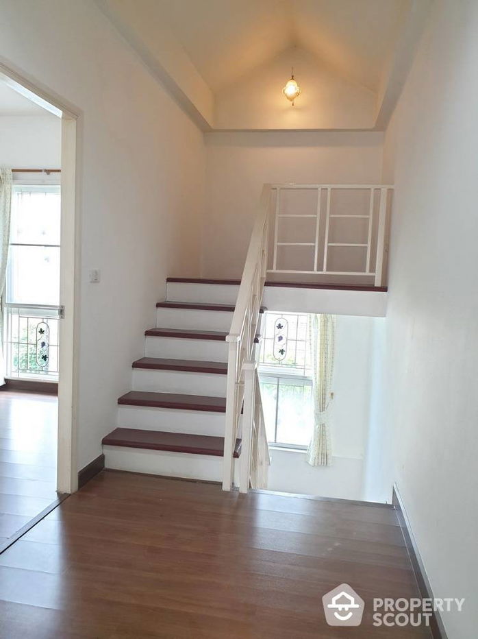 picture 3-BR Townhouse near MRT Khlong Bang Phai (ID 1322241) - 9/15