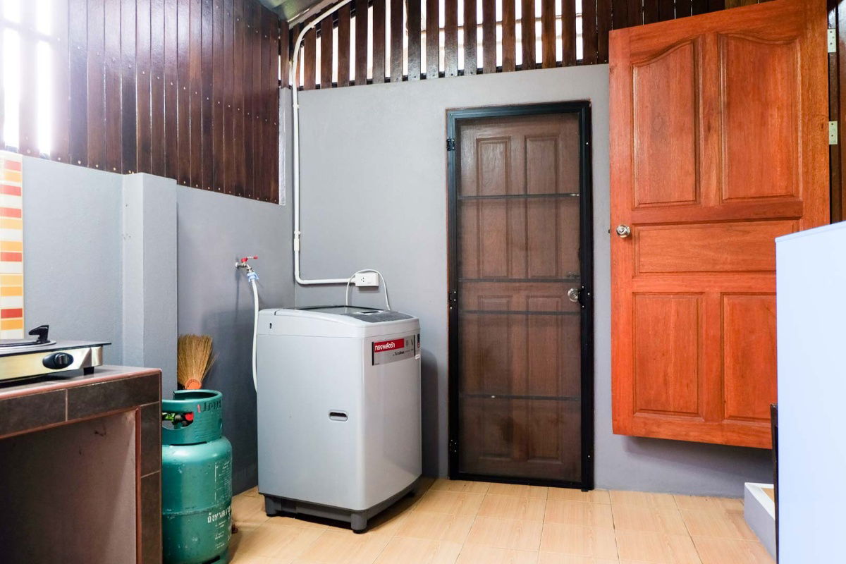 picture 2 storey house for rent in Nong Hoi 89 Plaza area, ChiangMai - 11/15