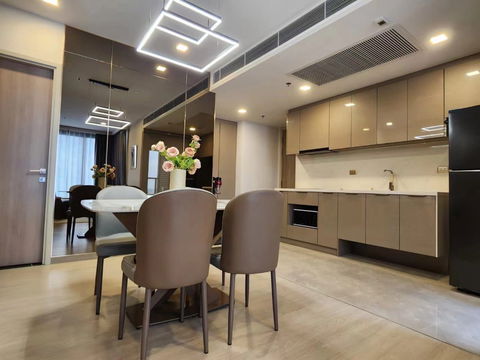 Renting One9five 2bed nice decor high floor