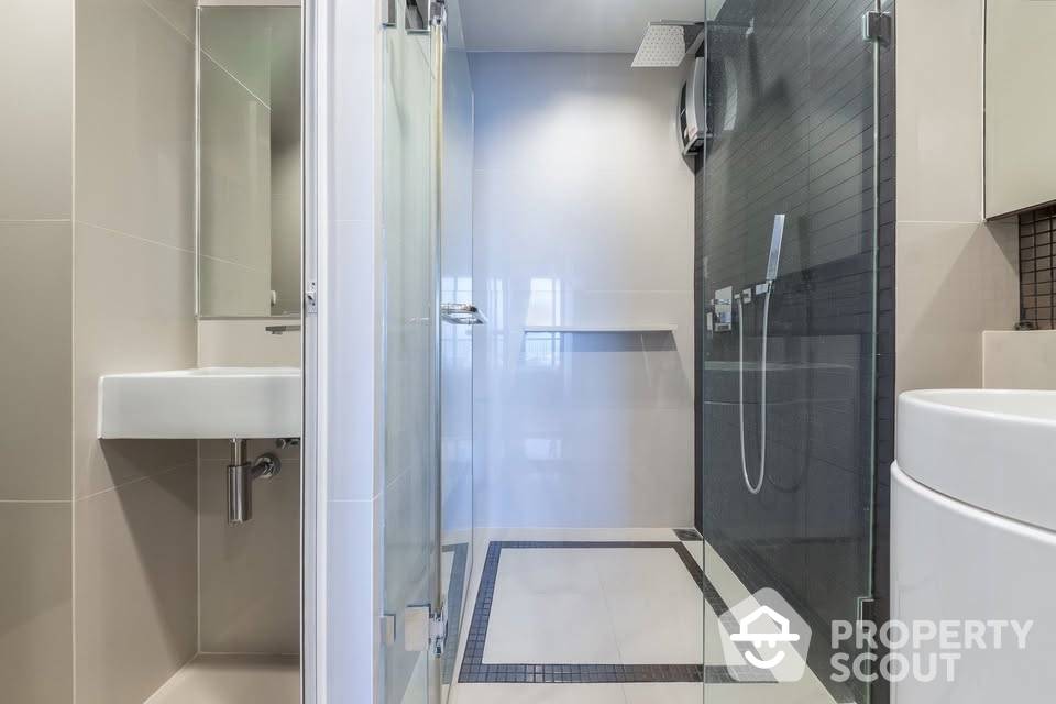 รูป คอนโด 1-ห้องนอน ที่ ริธึ่ม สาทร ใกล้ BTS สะพานตากสิน (ID 2168137) - รูปที่ 11/13