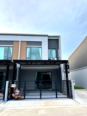 เช่าทาวน์โฮม บางพลี สมุทรปราการ : บ้านให้เช่า Pleno Sukhumvit Bangna 2พร้อมเข้าอยู่สนใจติดต่อ Line @goodmanpro หรือ โทร 0999029192