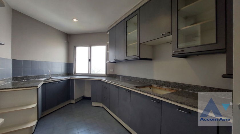 รูป 🔼🔽 AccomA 📩 Newly renovated 4 BR Condominium @Saichol Mansion (AA33852) - รูปที่ 9/20