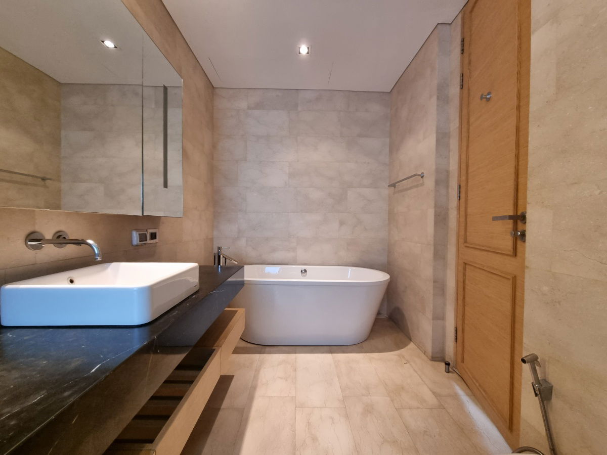 รูป ให้เช่า 2 ห้องนอน 101.3 ตร.ม. ศาลาแดง เรสซิเด้นซ์ Saladaeng Residences   - รูปที่ 16/17