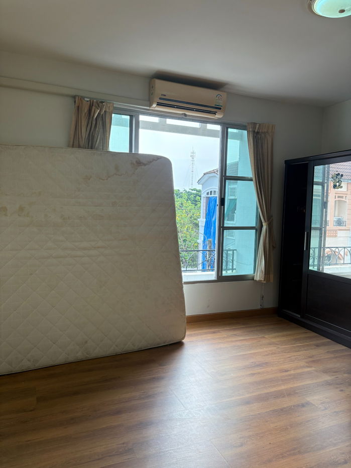 รูป ให้เช่าทาวน์โฮม 3 ชั้น ม.บ้านกลางเมือง โยธินพัฒนา–ลาดพร้าว ใกล้เซ็นทรัลอีสต์วิลล์ เลียบด่วนรามอินทรา  - รูปที่ 9/14