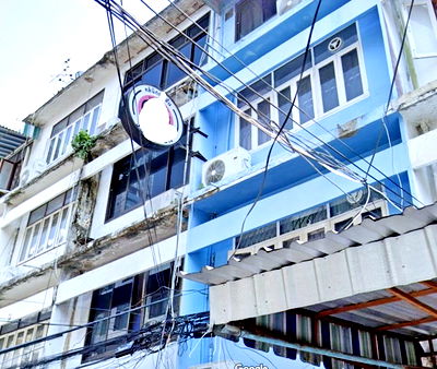 Shophouses for rent Suan Dusit University : Siam Paragon 1.1km. BTS Airport Link PhayaThai 600m. Fully furnished Commercial building 4-strorey